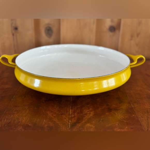 Vintage Dansk Kobenstyle Enamelware Paella pan (red is available, yellow sold) - Picture 3 of 15